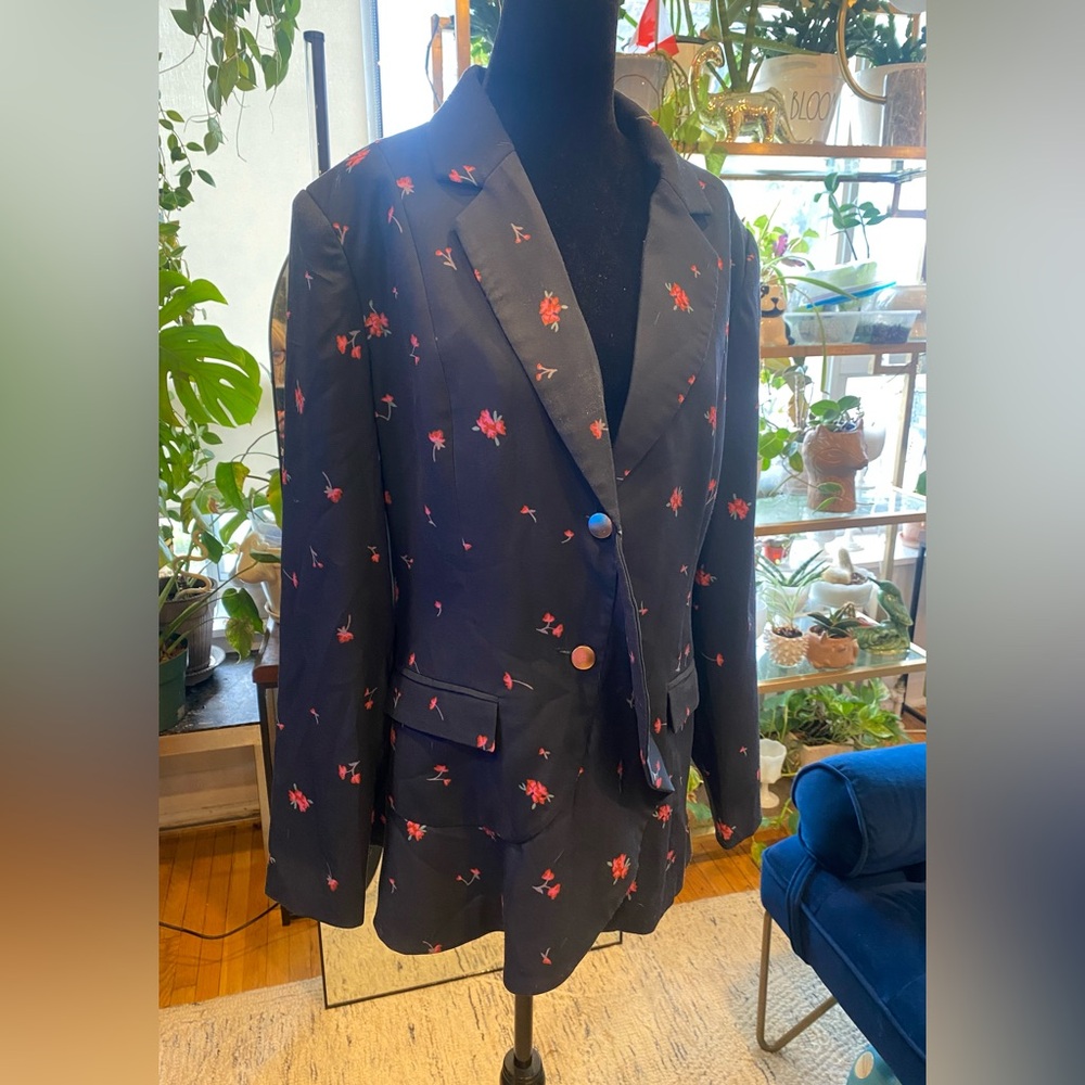 KEEPSAKE the Label Navy Floral Blazer